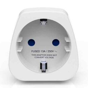 Travel Blue Europe To America Travel Adaptor Earthed Blanco